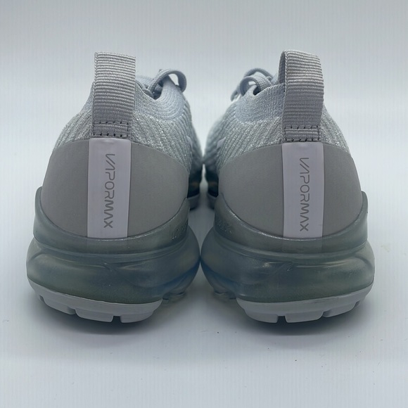 Nike Air VaporMaxFlyknit 3 Womens US Platinum Running Shoes AJ6910-100 - Picture 4 of 4